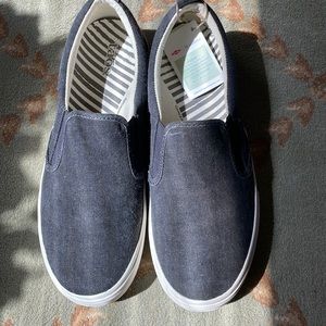 Taos slip on Sneakers